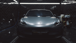 Tesla Model 3 : Grey Wrapping