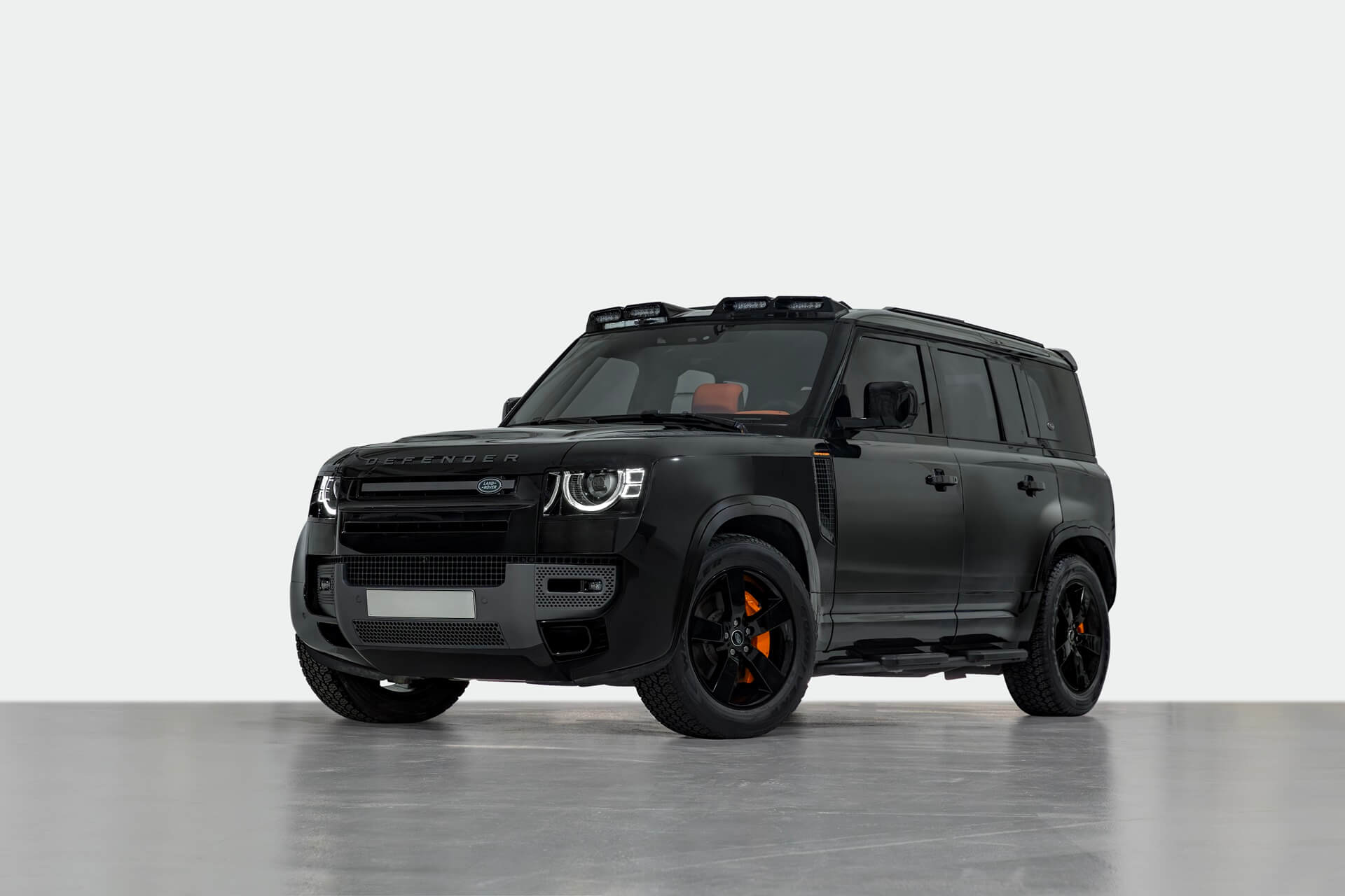 LAND ROVER: DEFENDER BLACK & ORANGE