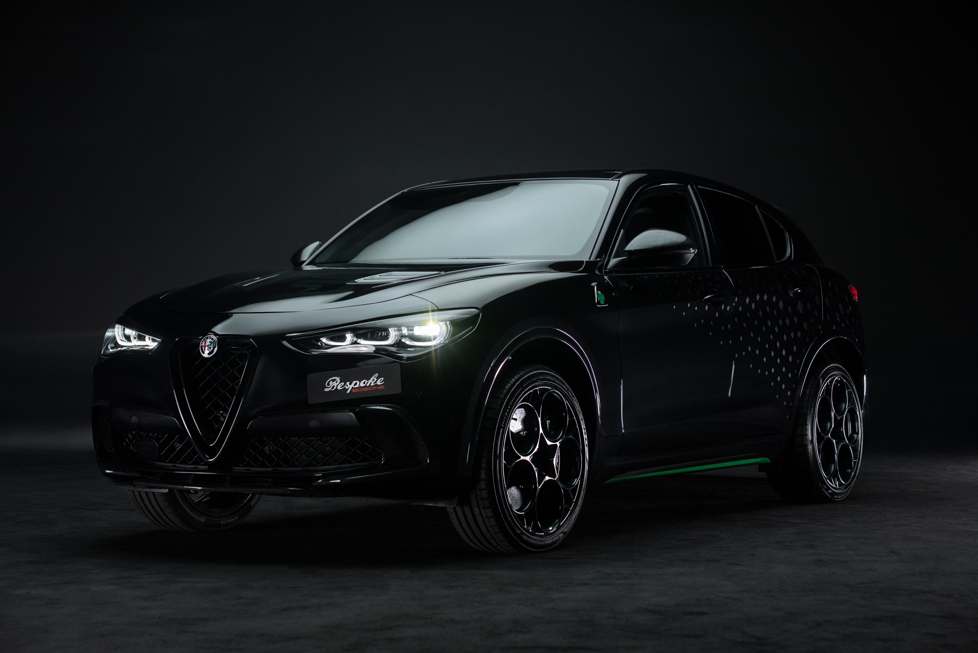 ALFA ROMEO STELVIO BLACK