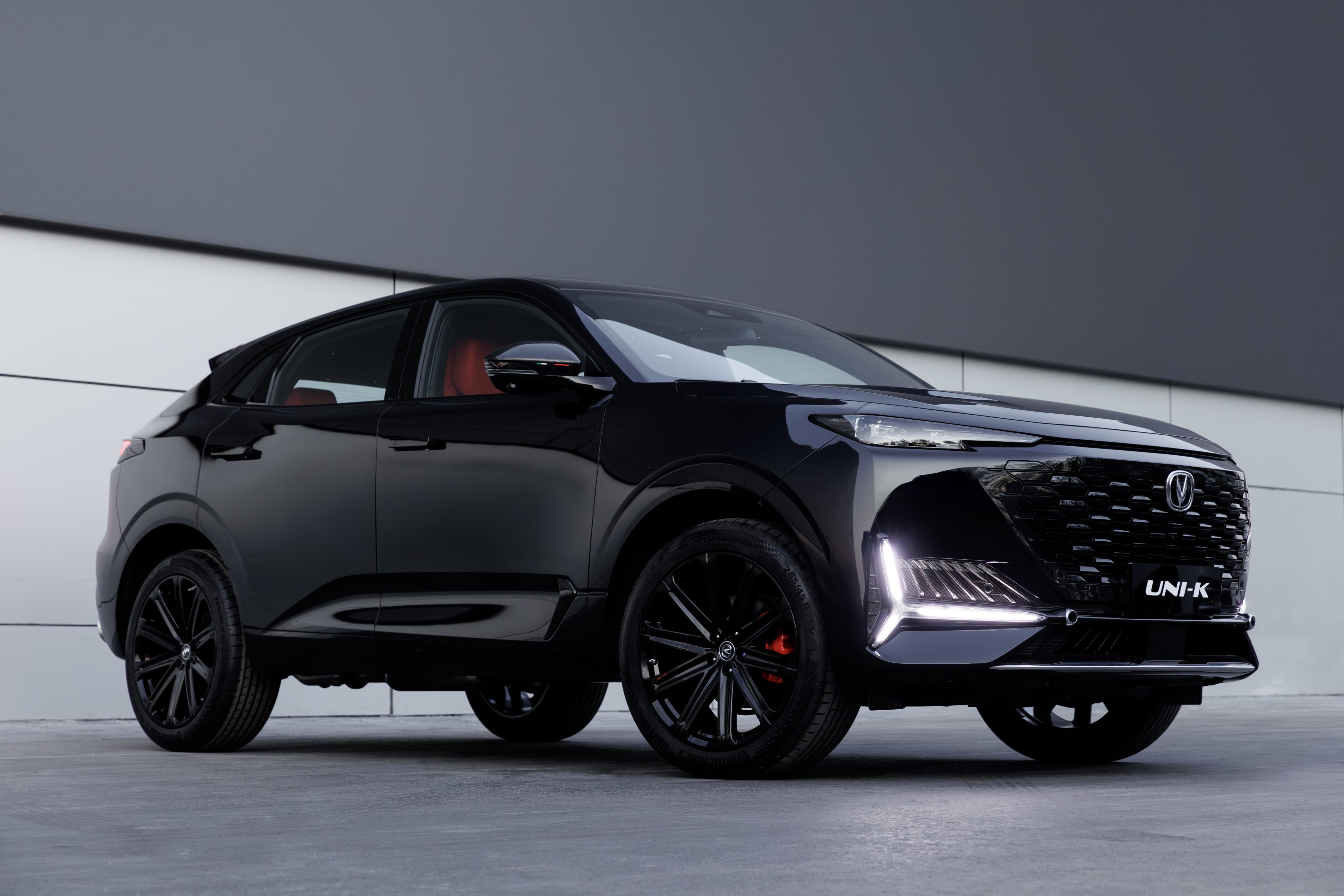 CHANGAN UNI K MIDNIGHT BLUE & MAROON 2025