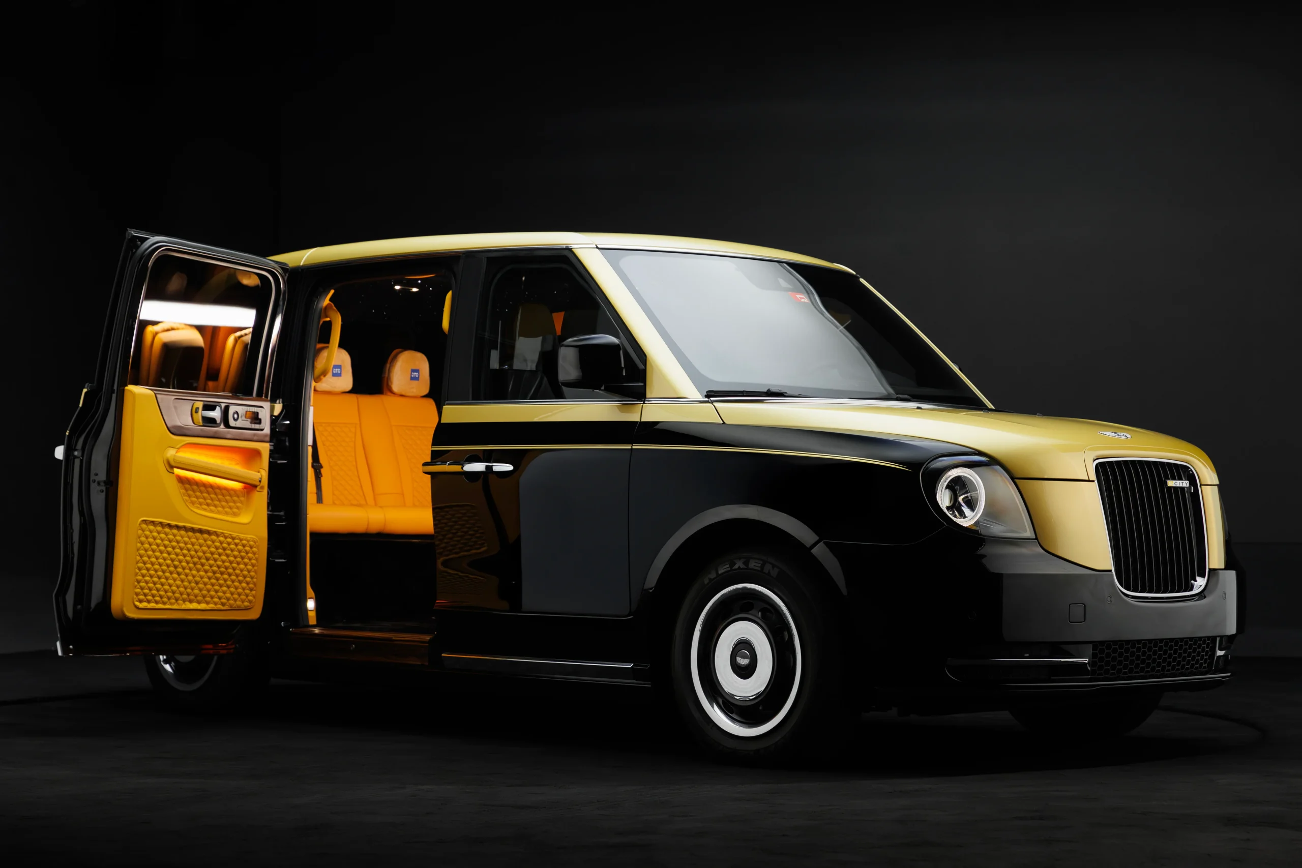 LEVC LONDON TAXI GOLD & BLACK