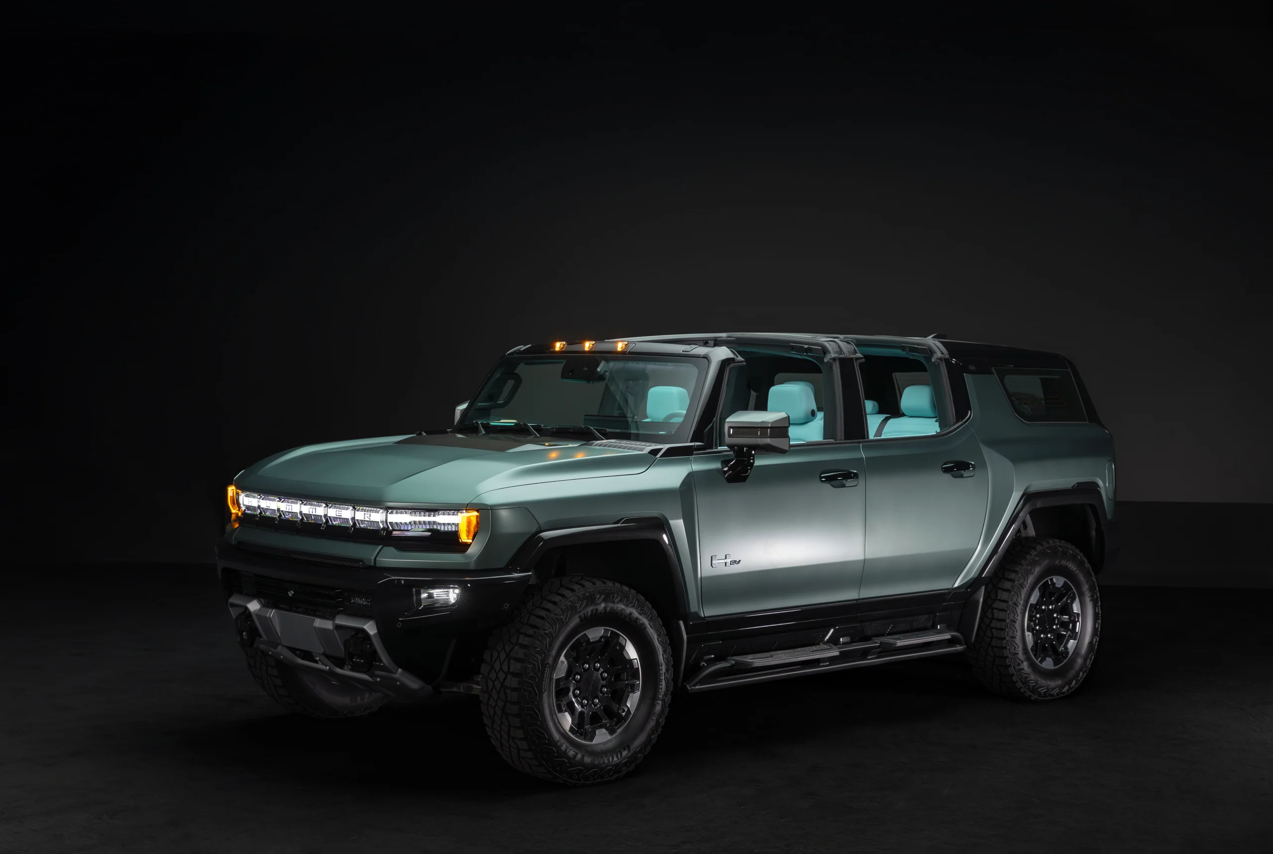 HUMMER EV TIFANNY