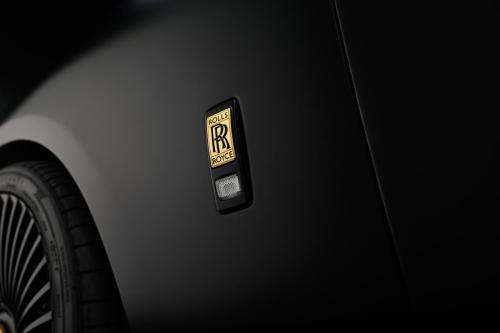 Phantom Mate: Exterior